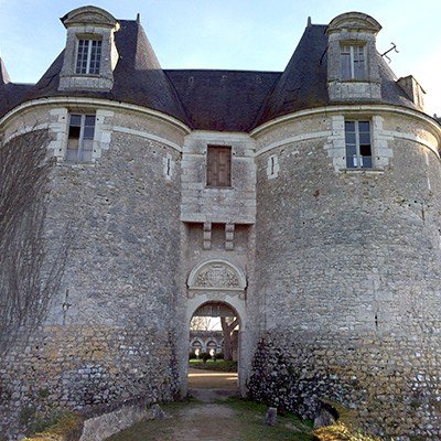 Château de Selles sur Cher, vue ouest du château médiéval.