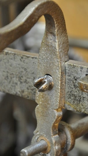 Carillon du château de Selles sur Cher, une clavette en fer forgé