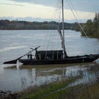 toue bateau de pêche sur la Loire